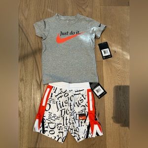 NWT Toddler Boys Nike Set size 3T